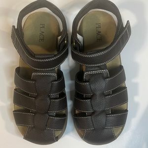 Boys brown slip on sandals
